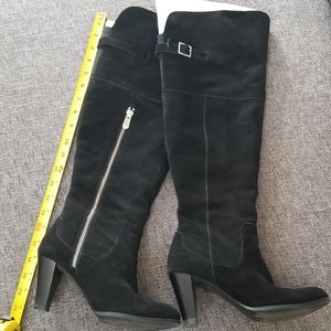Adrienne Vittadini Suede Boot